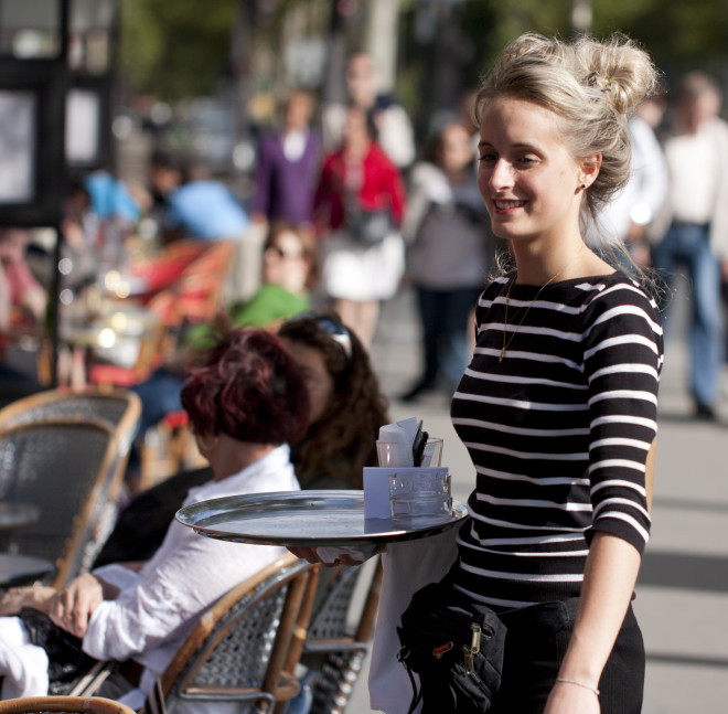 5 Ideas To Help Your Employees Get Better Tips