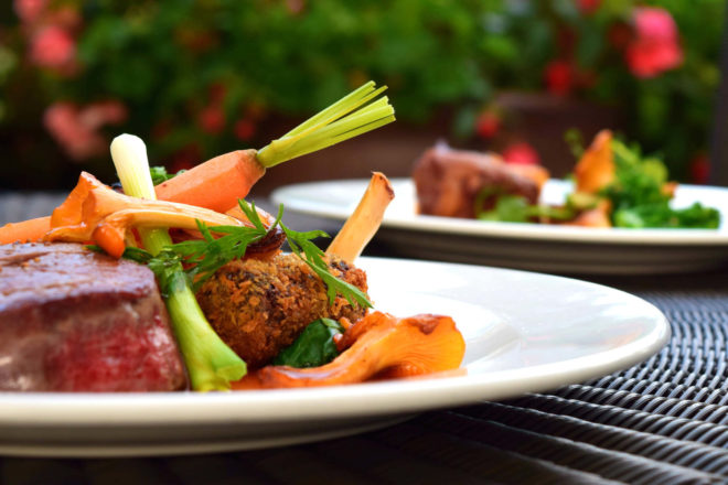 Consider a Balanced Menu to Attract More Diners