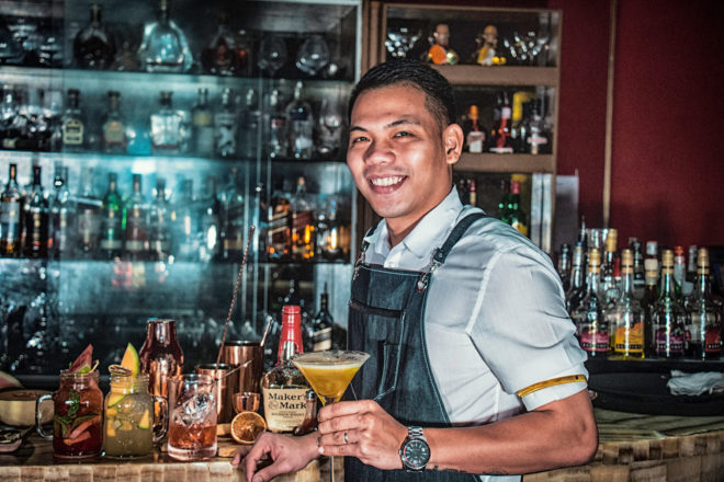 serve drinks